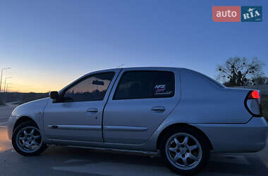 Седан Renault Clio Symbol 2008 в 