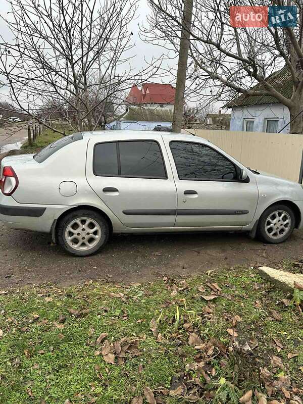 Седан Renault Clio Symbol 2004 в Миколаєві