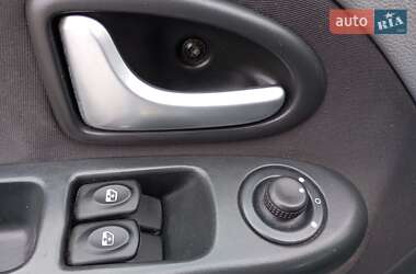 Седан Renault Clio Symbol 2008 в 