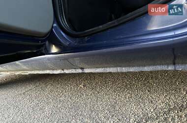 Седан Renault Clio Symbol 2003 в 
