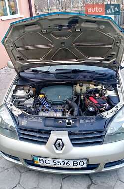 Седан Renault Clio Symbol 2008 в 