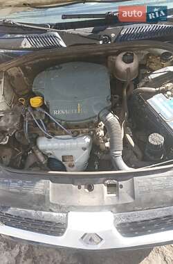 Седан Renault Clio Symbol 2004 в 
