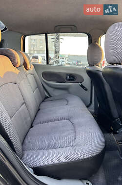 Седан Renault Clio Symbol 2006 в 