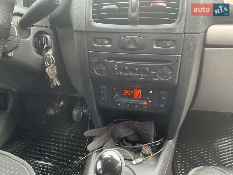 Седан Renault Clio Symbol 2007 в Тернополе