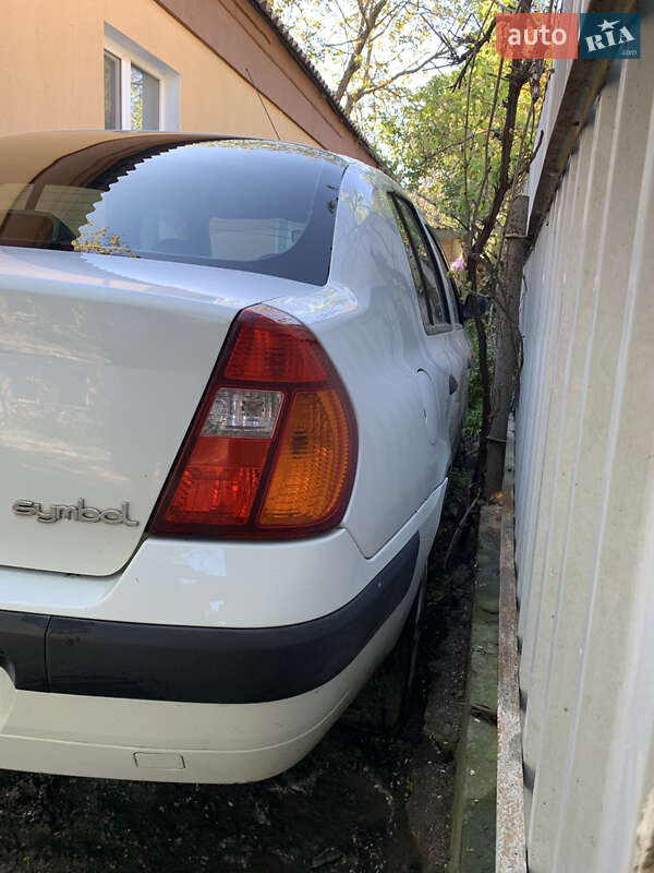Седан Renault Clio Symbol 2003 в Кропивницком