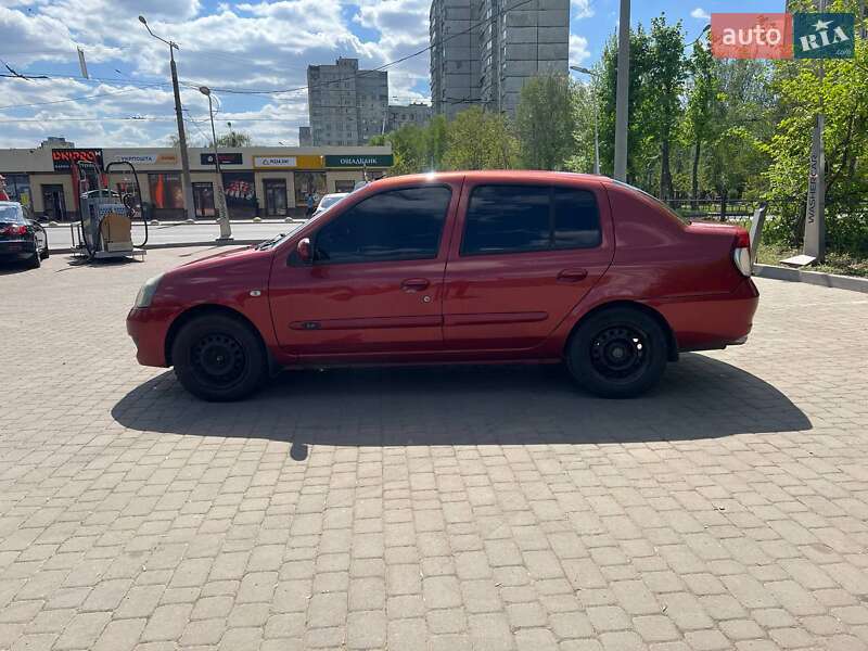 Седан Renault Clio Symbol 2006 в 