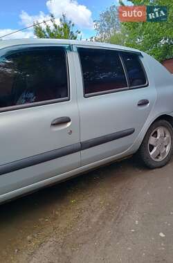 Седан Renault Clio Symbol 2003 в Полтаве