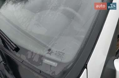 Седан Renault Clio Symbol 2011 в 