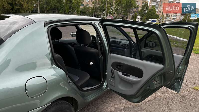 Седан Renault Clio Symbol 2008 в Ровно фото 10 Седан Renault Clio Symbol 2008 в Ровно