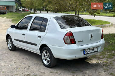 Седан Renault Clio Symbol 2008 в 