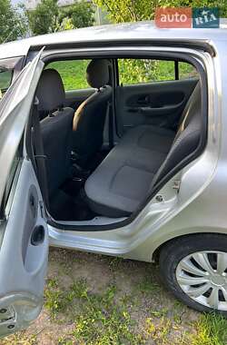 Седан Renault Clio Symbol 2006 в 