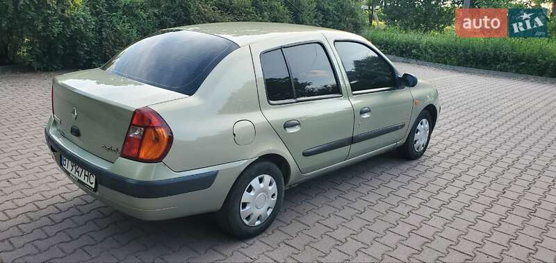 Седан Renault Clio Symbol 2003 в Миргороде