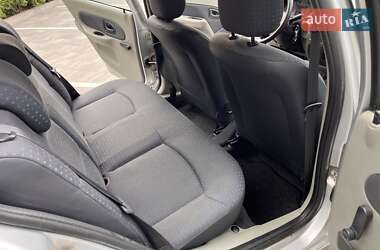 Седан Renault Clio Symbol 2006 в 