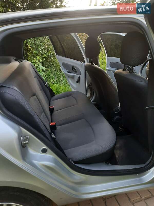 Седан Renault Clio Symbol 2007 в Львове