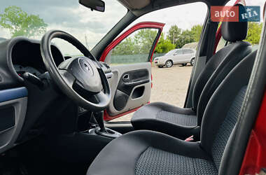 Седан Renault Clio Symbol 2006 в 
