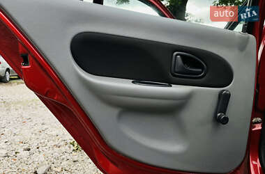 Седан Renault Clio Symbol 2006 в 