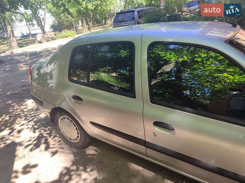 Седан Renault Clio Symbol 2005 в Кропивницком