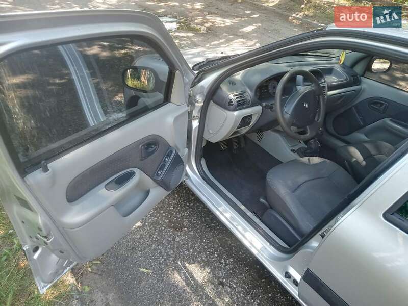 Седан Renault Clio Symbol 2005 в Кропивницком