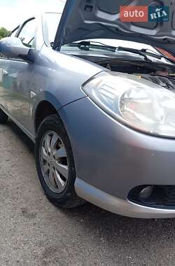Седан Renault Clio Symbol 2008 в 