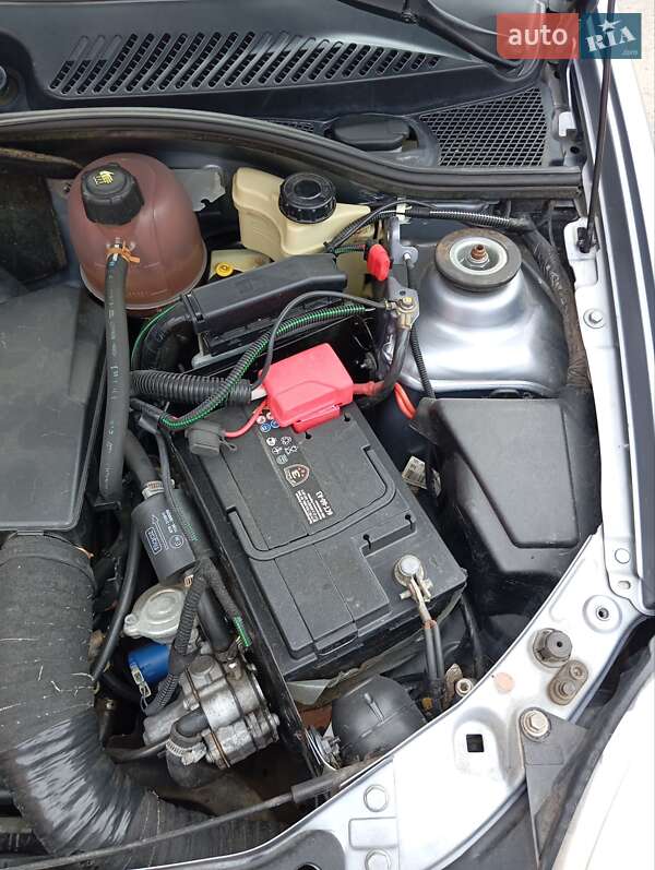 Седан Renault Clio Symbol 2008 в Запорожье