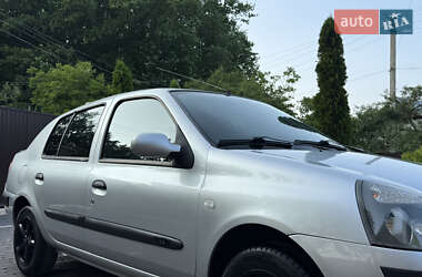Седан Renault Clio Symbol 2005 в 