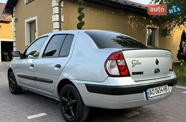 Седан Renault Clio Symbol 2005 в 