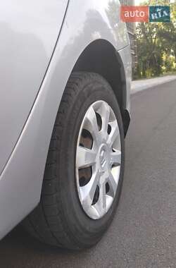 Седан Renault Clio Symbol 2011 в 