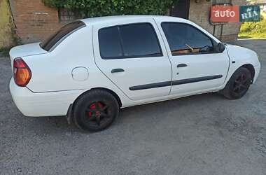 Седан Renault Clio Symbol 2001 в 