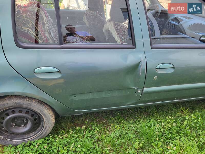 Седан Renault Clio Symbol 2006 в Ивано-Франковске