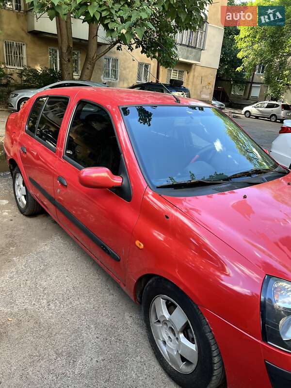 Renault Clio Symbol 2004
