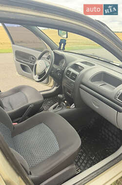 Седан Renault Clio Symbol 2007 в 