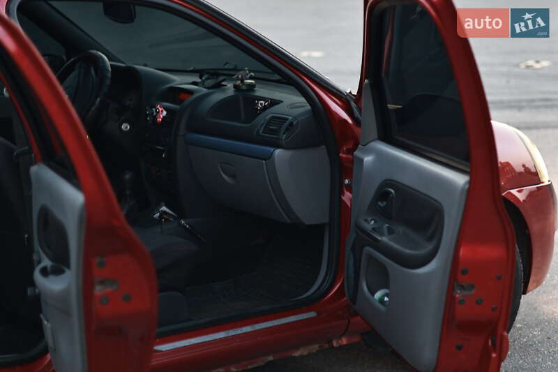 Седан Renault Clio Symbol 2006 в Харькове фото 12 Седан Renault Clio Symbol 2006 в Харькове