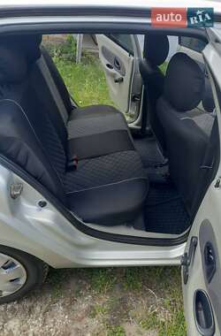 Седан Renault Clio Symbol 2006 в 
