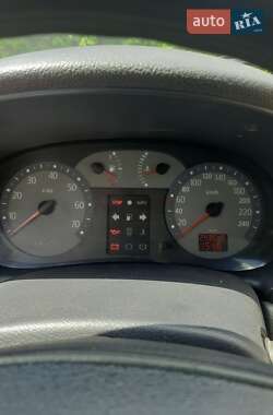 Седан Renault Clio Symbol 2006 в 