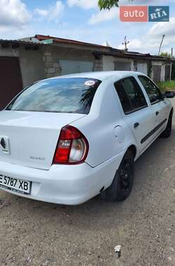 Седан Renault Clio Symbol 2008 в 