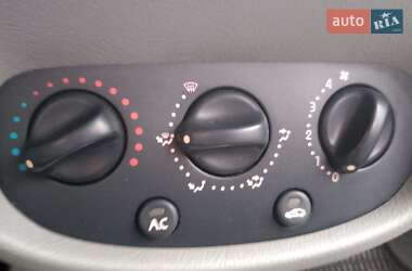 Седан Renault Clio Symbol 2005 в 