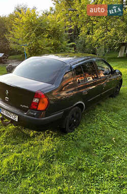 Седан Renault Clio Symbol 2002 в 