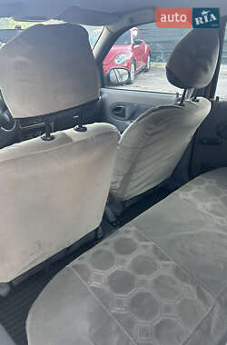 Седан Renault Clio Symbol 2001 в 