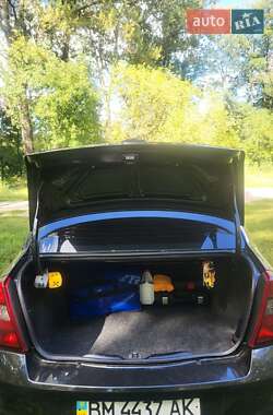 Седан Renault Clio Symbol 2008 в 