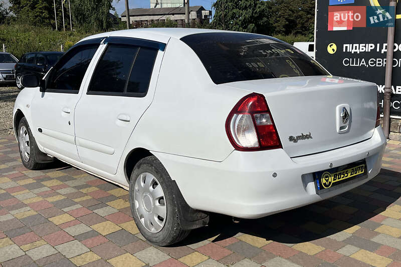 Седан Renault Clio Symbol 2006 в Стрые