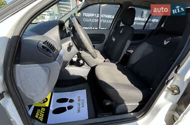 Седан Renault Clio Symbol 2006 в 