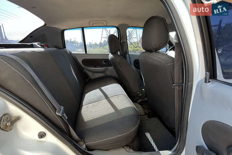 Седан Renault Clio Symbol 2006 в Стрые