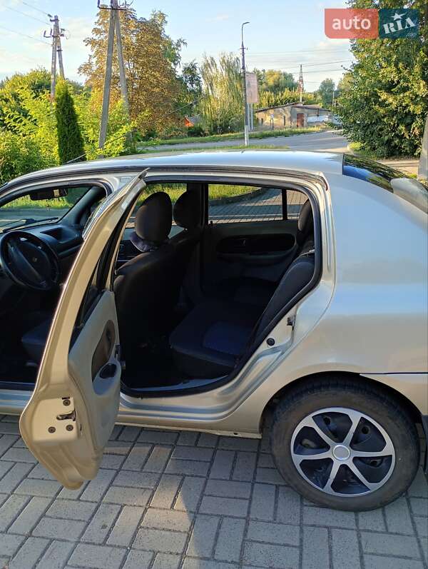 Седан Renault Clio Symbol 2008 в Прилуках фото 11 Седан Renault Clio Symbol 2008 в Прилуках