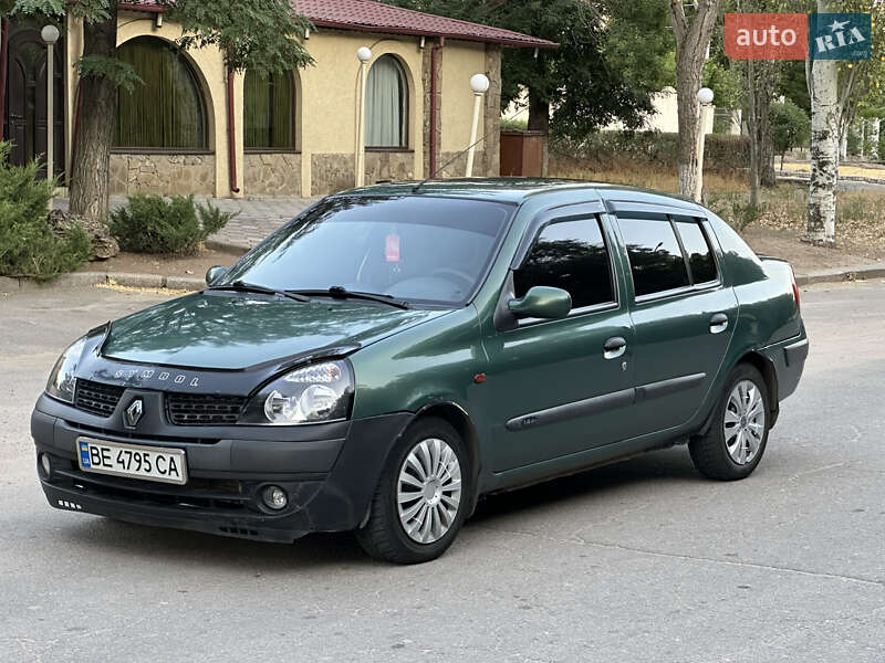 Седан Renault Clio Symbol 2002 в Николаеве