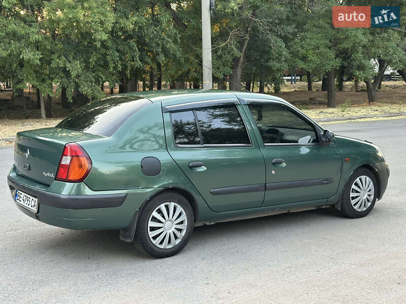 Седан Renault Clio Symbol 2002 в Николаеве