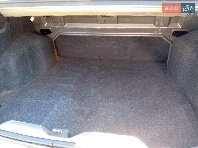 Седан Renault Clio Symbol 2008 в Чернівцях