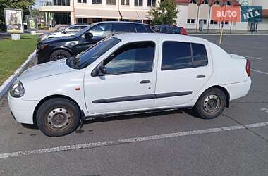Седан Renault Clio Symbol 2001 в 