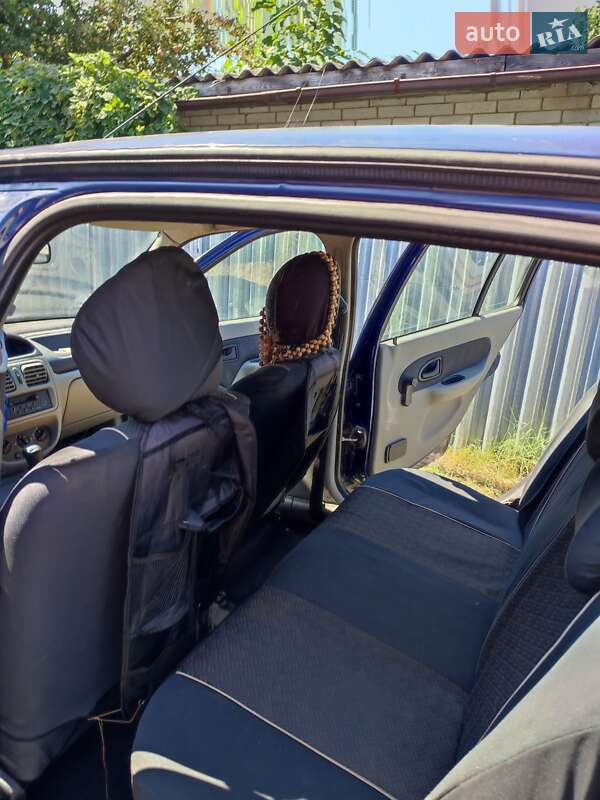 Седан Renault Clio Symbol 2005 в Вышгороде фото 6 Седан Renault Clio Symbol 2005 в Вышгороде