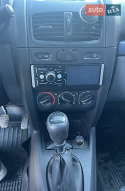 Седан Renault Clio Symbol 2007 в 