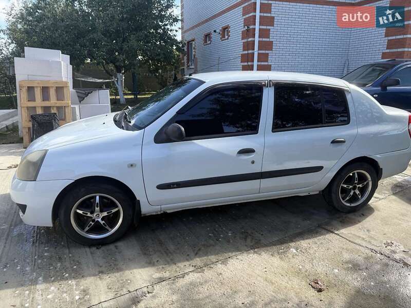 Седан Renault Clio Symbol 2006 в 